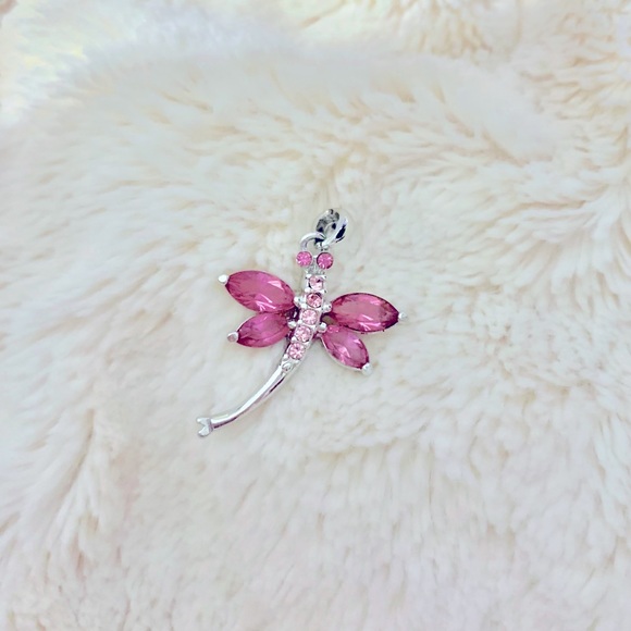 Beautiful pink dragonfly charm - Picture 2 of 2